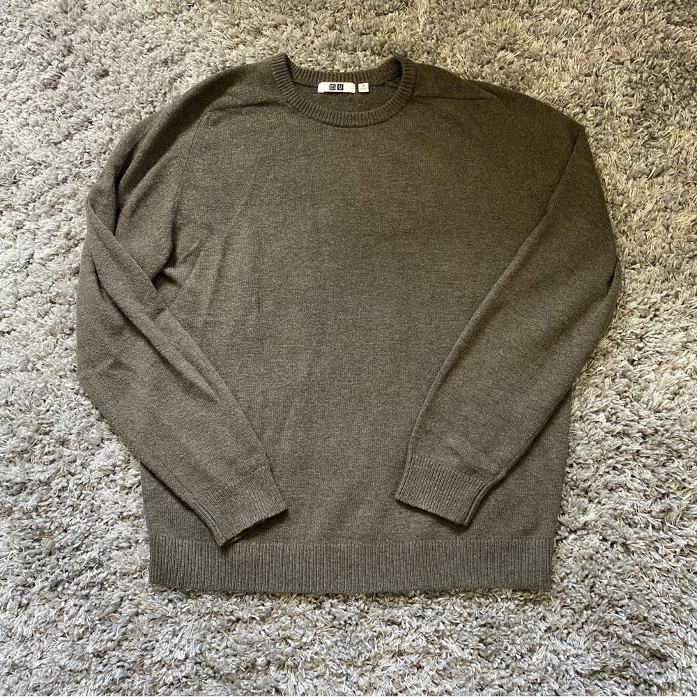 Uniqlo U crepe sweater
